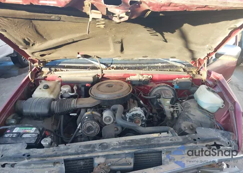 1989 Chevrolet Gmt-400 K1500 z USA, uszkodzony, nr VIN 1GCDK14K0KE231953